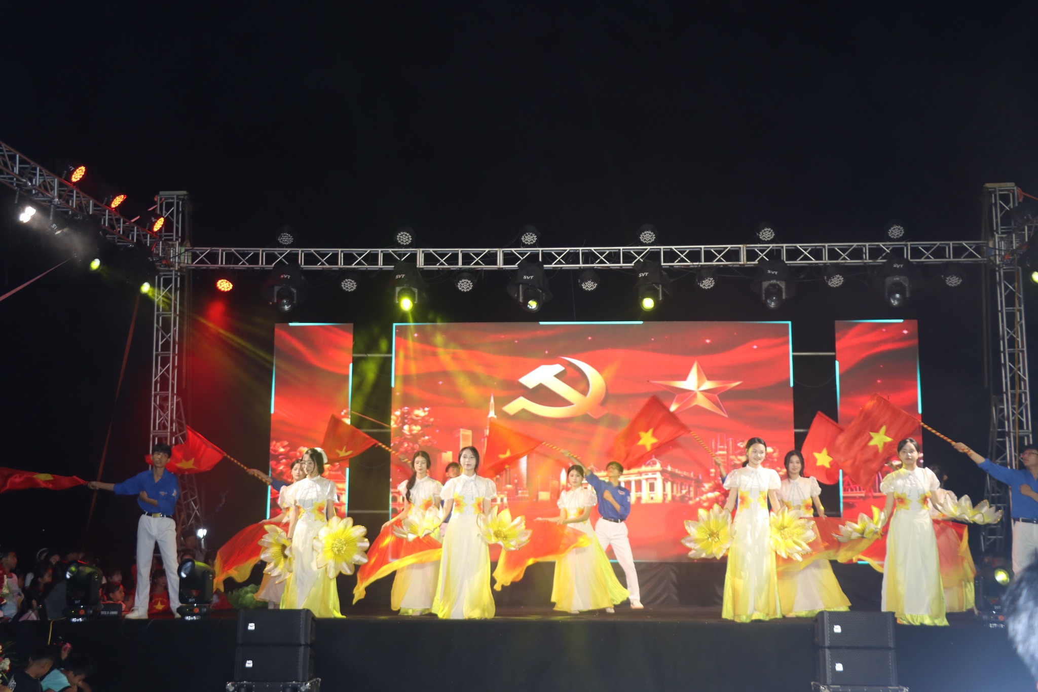 Xã Kỳ Xuân khai trương mùa du lịch biển năm 2026