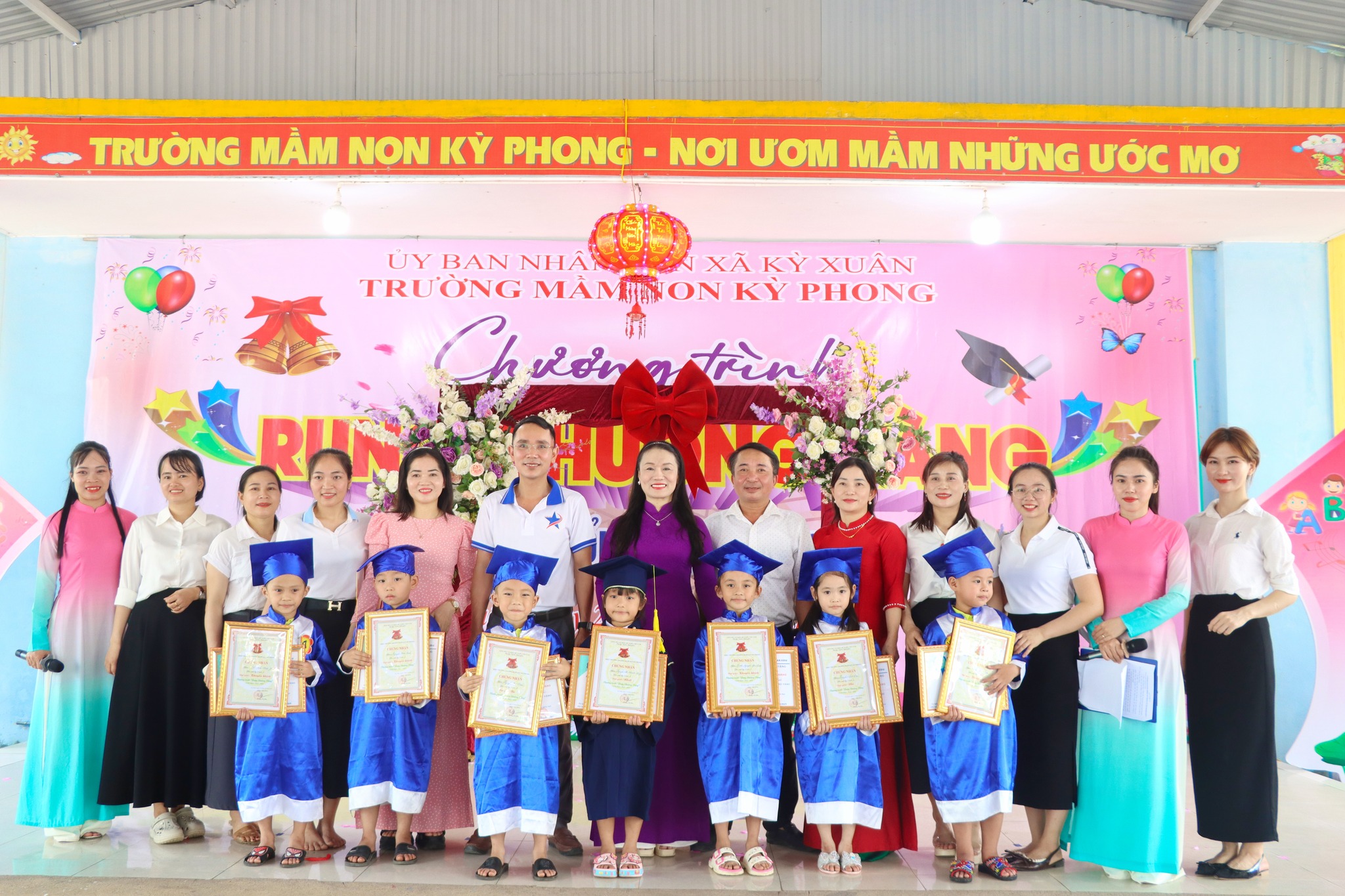 Sôi nổi hội thi “rung chuông vàng” tại trường mầm non Kỳ Phong