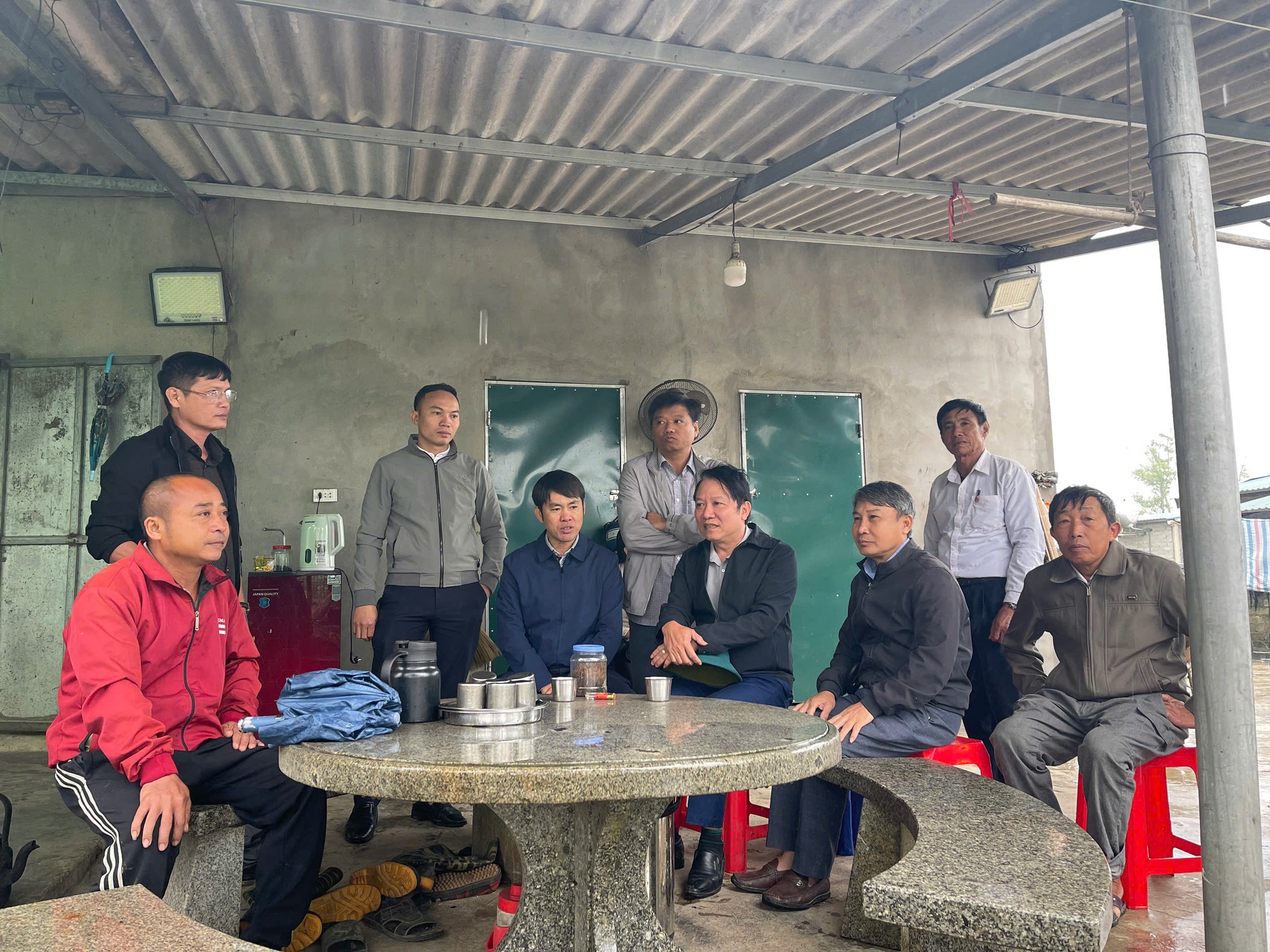 Hội Nông dân xã Cẩm Hưng tham quan, học tập kinh nghiệm mô hình nuôi chồn hương tại Kỳ Xuân 