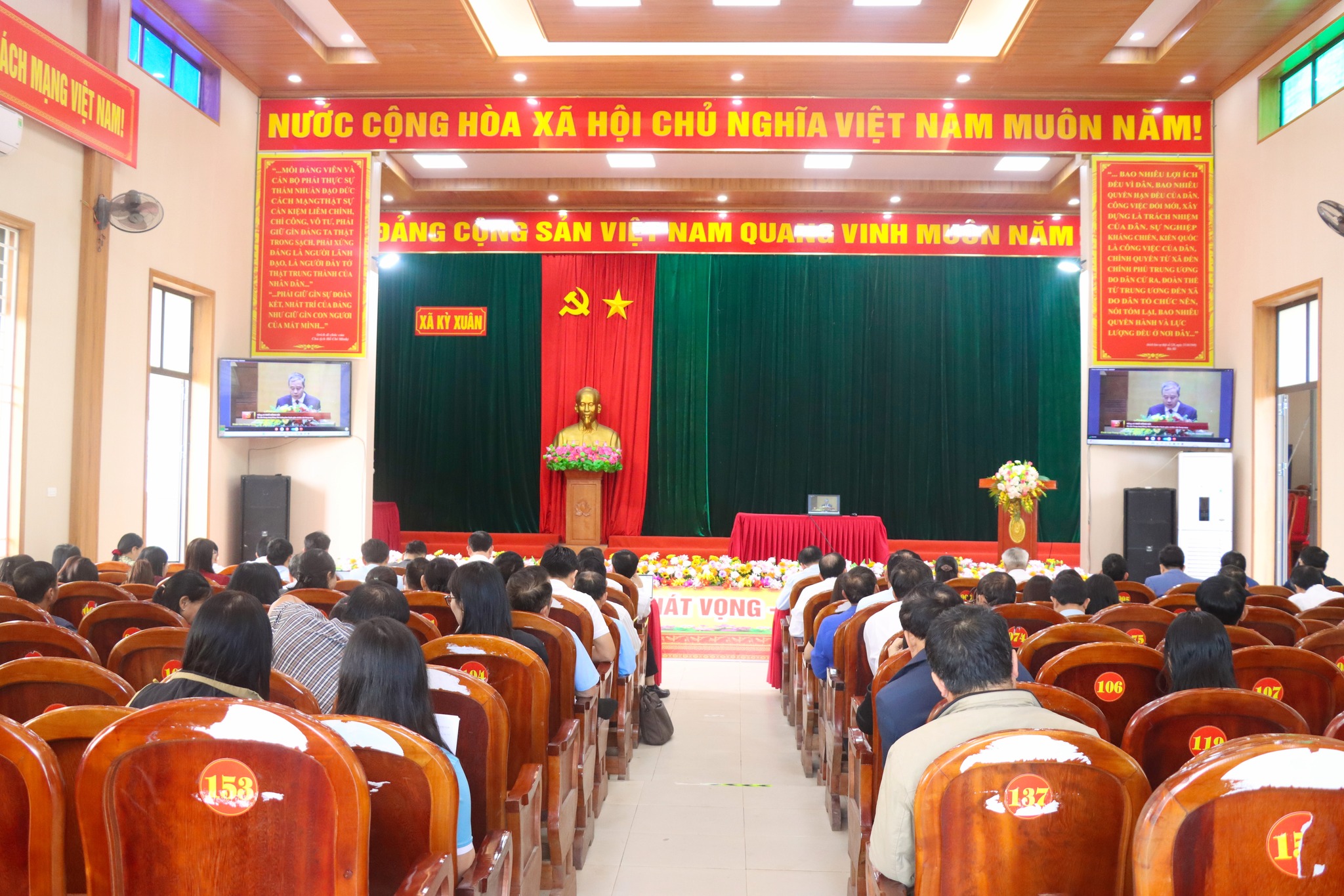 Xã Kỳ Xuân nghiêm túc học tập nghị quyết đại hội XIV của Đảng