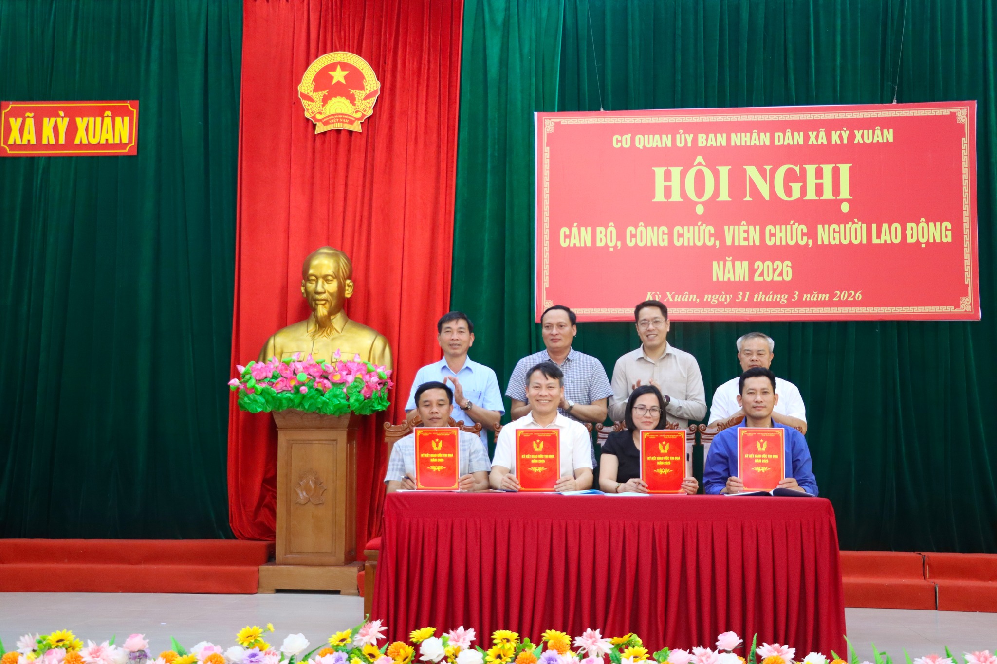 Chiều ngày 31/3, UBND xã Kỳ Xuân tổ chức Hội nghị cán bộ, công chức, viên chức, người lao động năm 2026