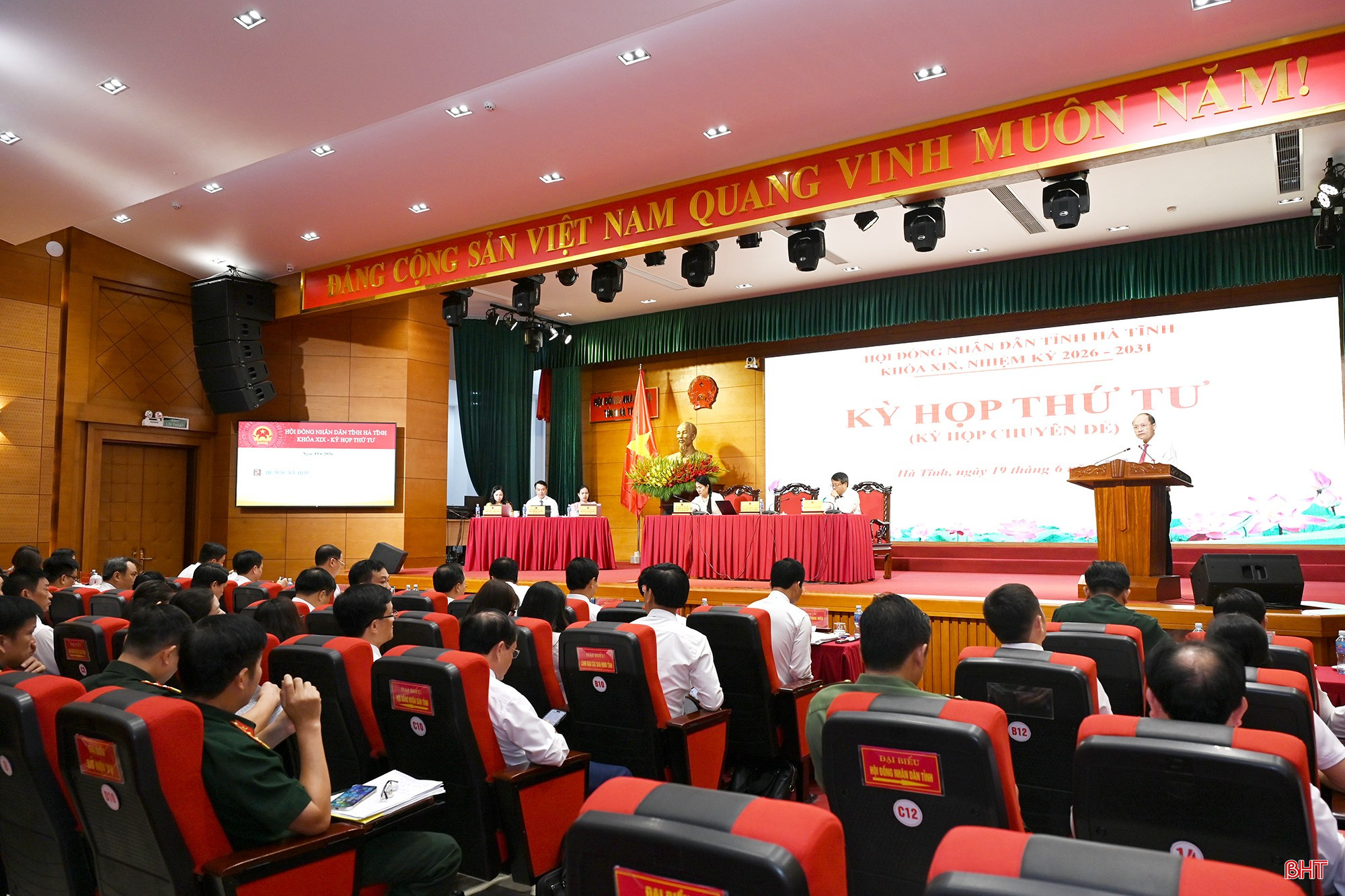 HĐND tỉnh Hà Tĩnh thông qua 3 nghị quyết quan trọng, cấp bách
