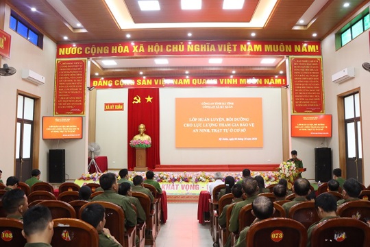 Kỳ Xuân khai giảng lớp huấn luyện lực lượng tham gia bảo vệ ANTT ở cơ sở