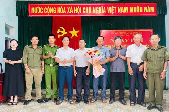 Các thôn trên địa bàn xã Kỳ Xuân sôi nổi tổ chức ngày hội toàn dân bảo vệ an ninh tổ quốc năm 2026 