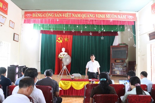 Thường trực HĐND xã Kỳ Xuân khảo sát hoạt động trang trại chăn nuôi lợn của công ty Mitraco 