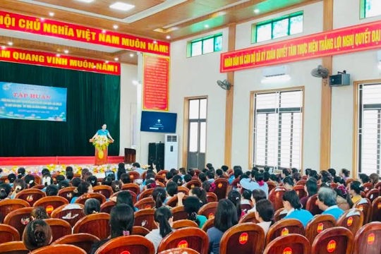 180 cán bộ, hội viên phụ nữ xã Kỳ Xuân tham gia tập huấn các chuyên đề công tác Hội