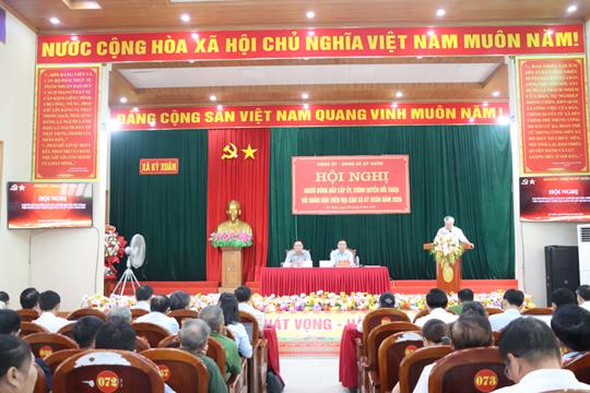 Hội nghị tiếp xúc, đối thoại giữa người đứng đầu cấp ủy, chính quyền với Nhân dân về công tác sắp xếp thôn trên địa bàn xã Kỳ Xuân 