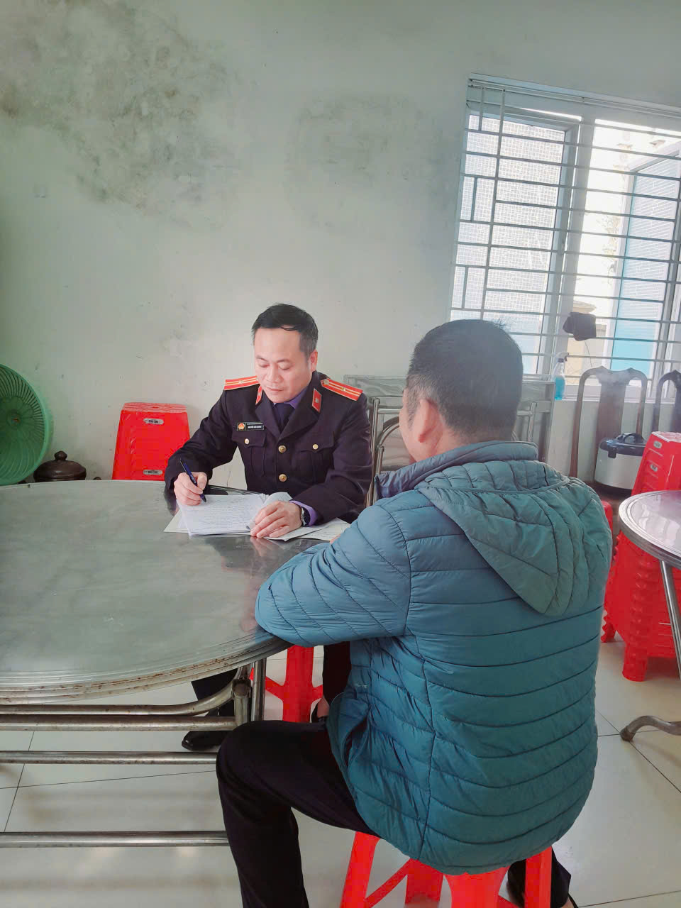 Viện kiểm sát khu vực 2 xác minh điều kiện thi hành án tại xã Kỳ Xuân  